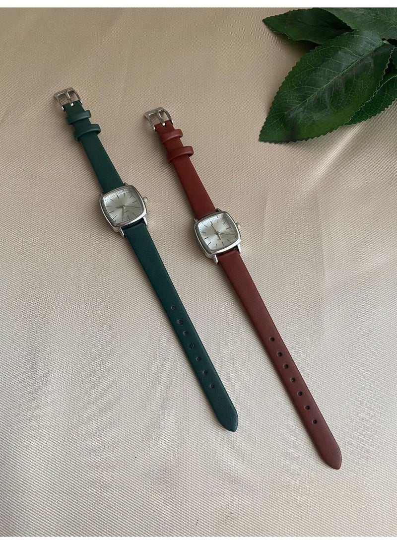 QUARTZ Retro Minimal Leather Band Women's Wristwatch  - Image 3