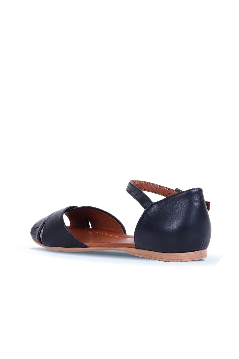Bueno Minimal Strap Flat Sandals - Image 4