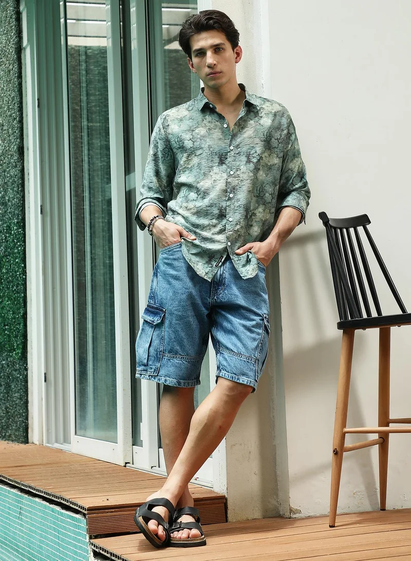 Campus Sutra Men's Green Floral Print Full Sleeve Shirt