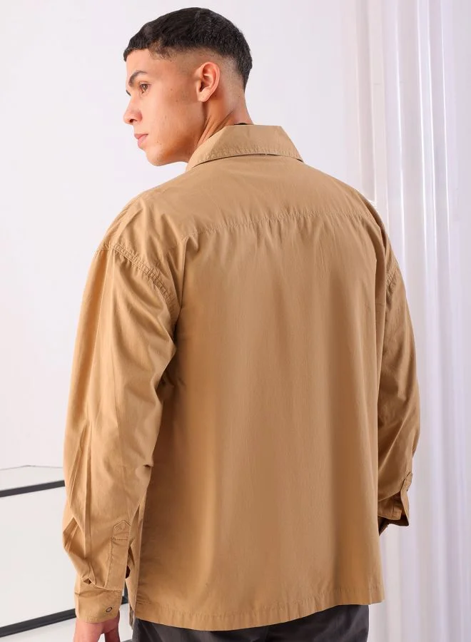 The Indian Garage Co Men Boxy Fit Solid Full Sleeves Cutaway Collar Double Flap Pocket Street Wear Shirt