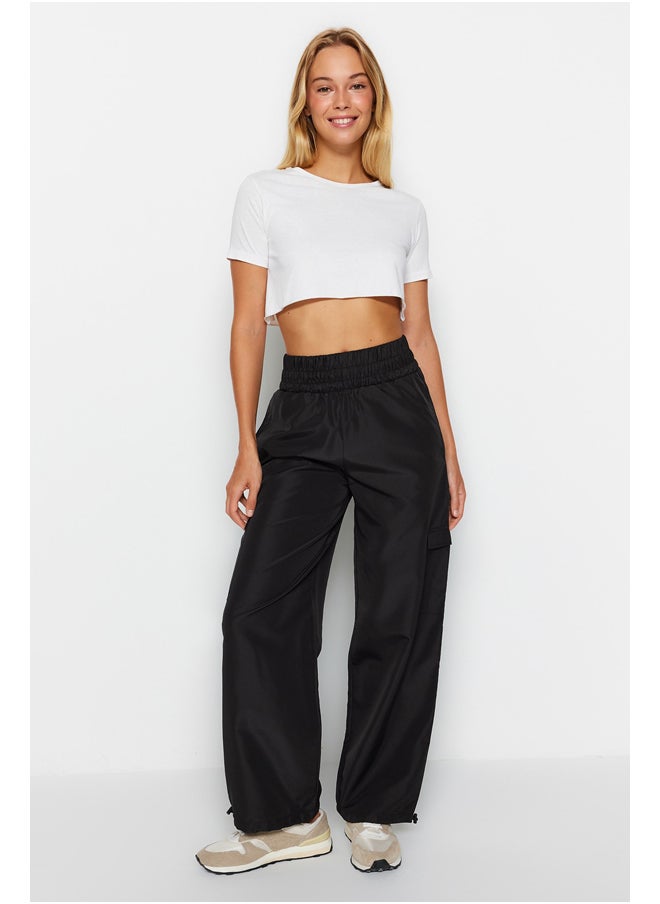 trendyol Black Parachute Fabric Jogger Pocket Detailed Sports Sweatpants THMAW24EA00002.  - Image 2