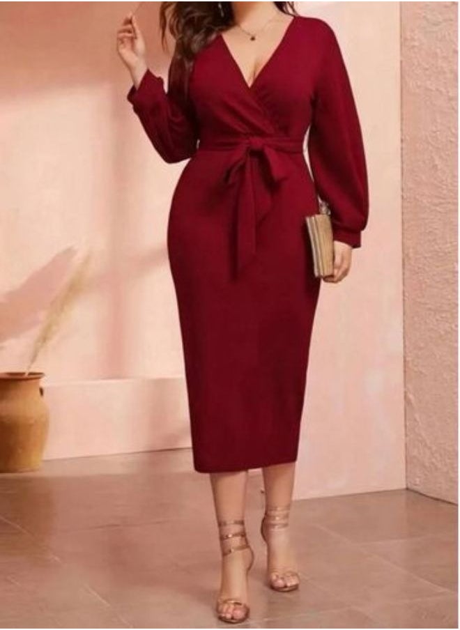 Generic - Women's dress, distinctive color and model, one of the latest trends of 2024 - Image 1