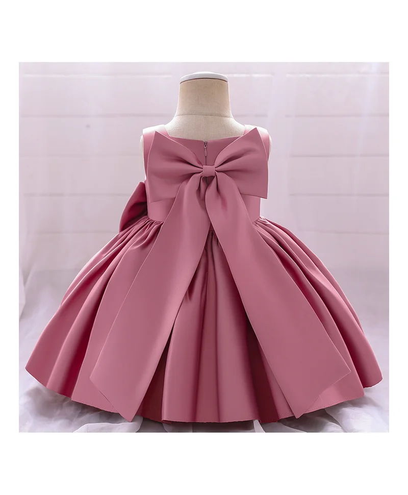 مارك وميا فستان مارك وميا بلا أكمام مع تفاصيل فيونكة - وردي