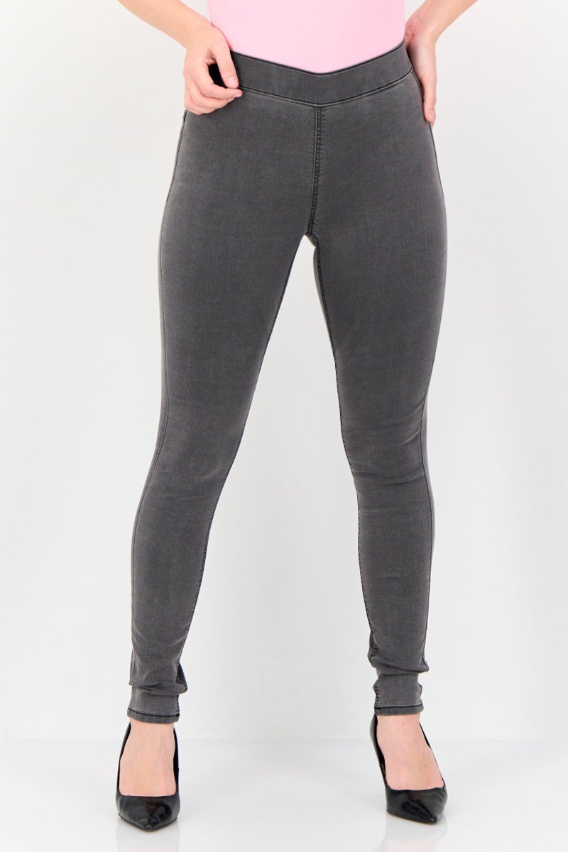 JDY Women Regular Fit Solid Stretchable Straight Jeans, Grey - Image 1