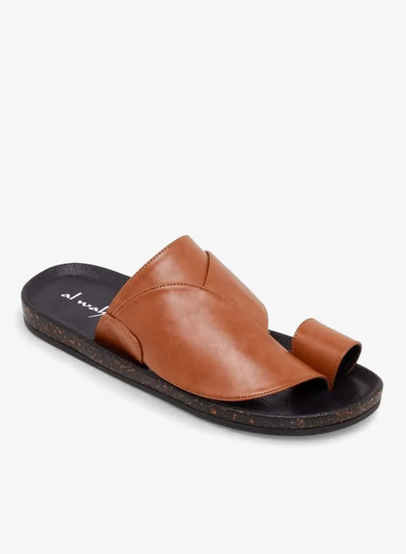 الواحة صنادل رجالية بتفاصيل حلقة إصبع من تشكيلة رمضان