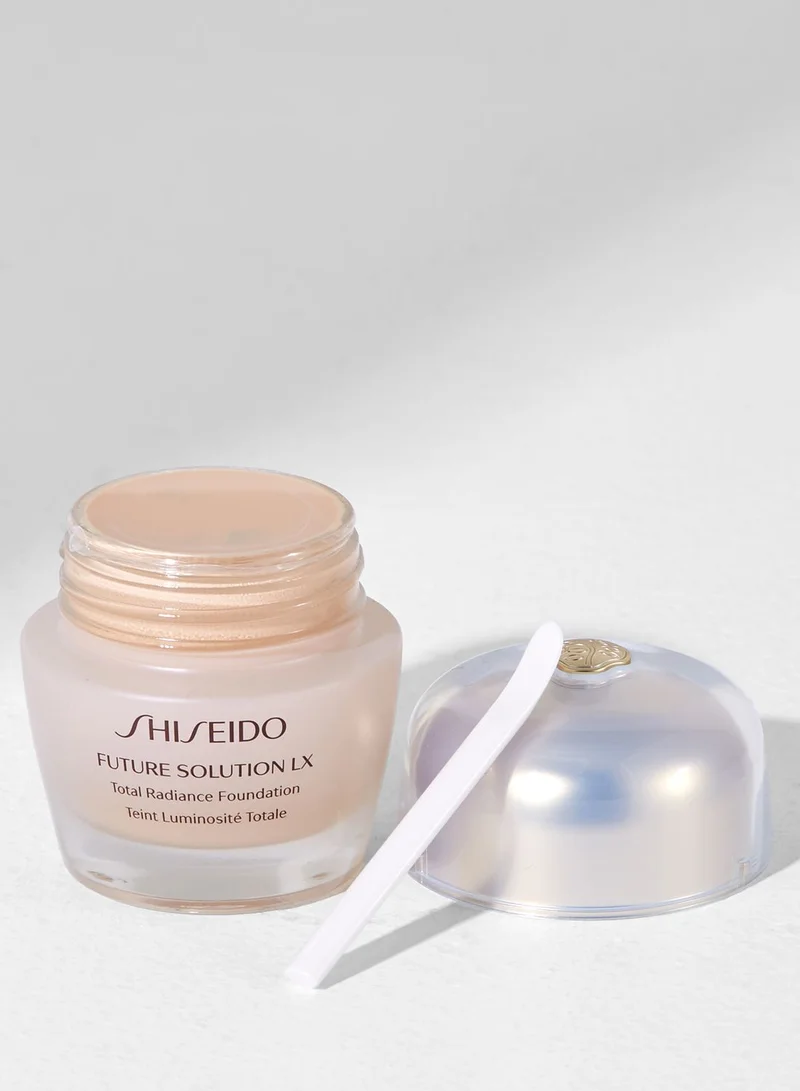 Shiseido Total Radiance Foundation - Golden 4