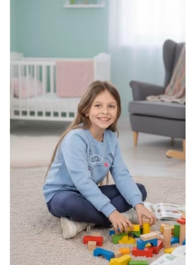 كيو كيو سويتيشرت شتوي للبنات، مبطن بالقطن 100%، خامة سميكة مقاومة للوبر والتلاشي، دافئ وناعم للأطفال من سن 2-5 سنوات، تصميم جذاب وعصري للبنات الصغيرات - Image 2