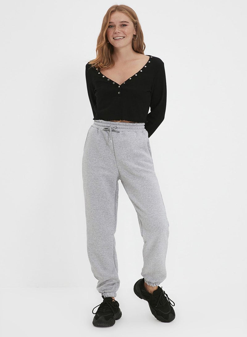 trendyol Gray Melange Thick Fleece Inside Basic Knitted Sweatpants Trousers - Image 2