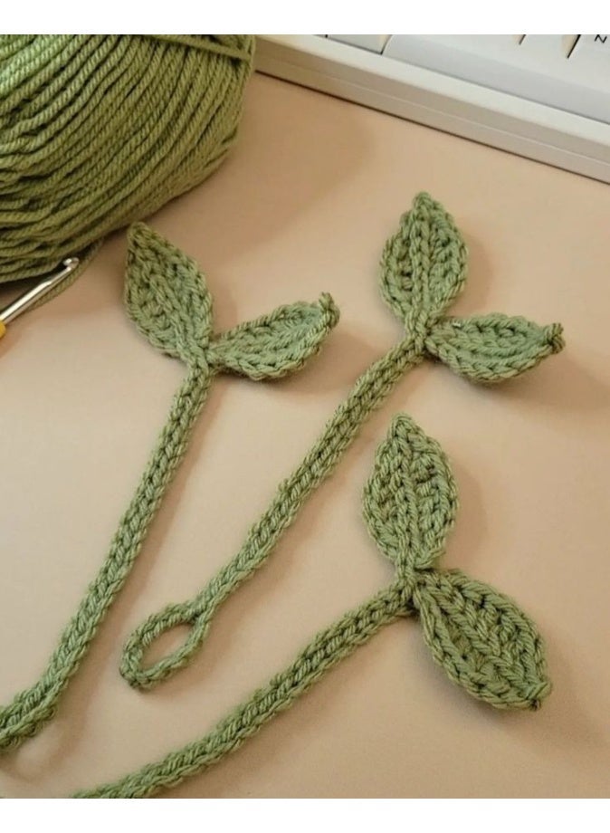 Handmade Crochet Leaf Cable Organizer & Headphone Accessory – Cute Yarn Cord Holder, Earphone Decor, Bag Charm & Keychain - Image 3