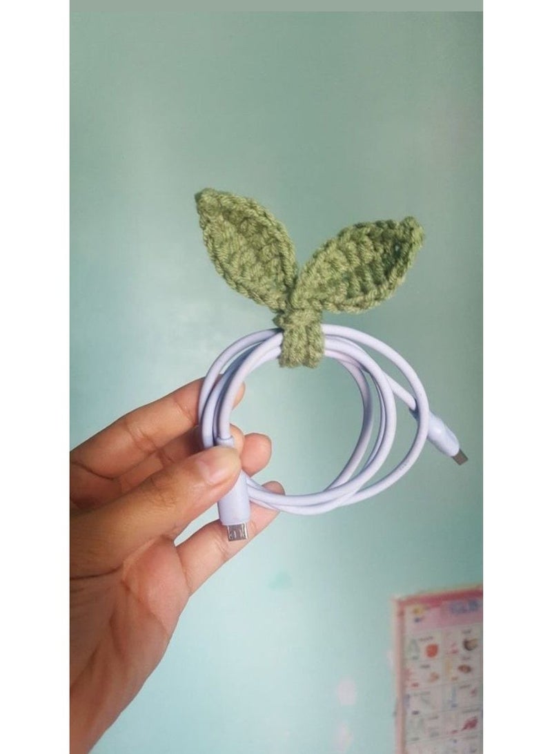 Handmade Crochet Leaf Cable Organizer & Headphone Accessory – Cute Yarn Cord Holder, Earphone Decor, Bag Charm & Keychain - Image 2