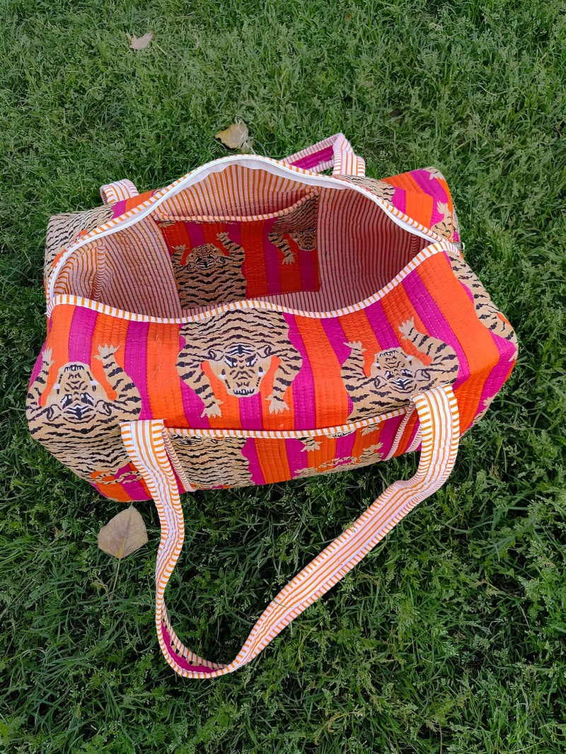 INDACORIFY Cotton Tiger Print Quilted Duffle Bags Large Size Beautiful Print Weekender Bags Handmade Shoulder Travel Overnight Trip Yoga Bag - Image 4