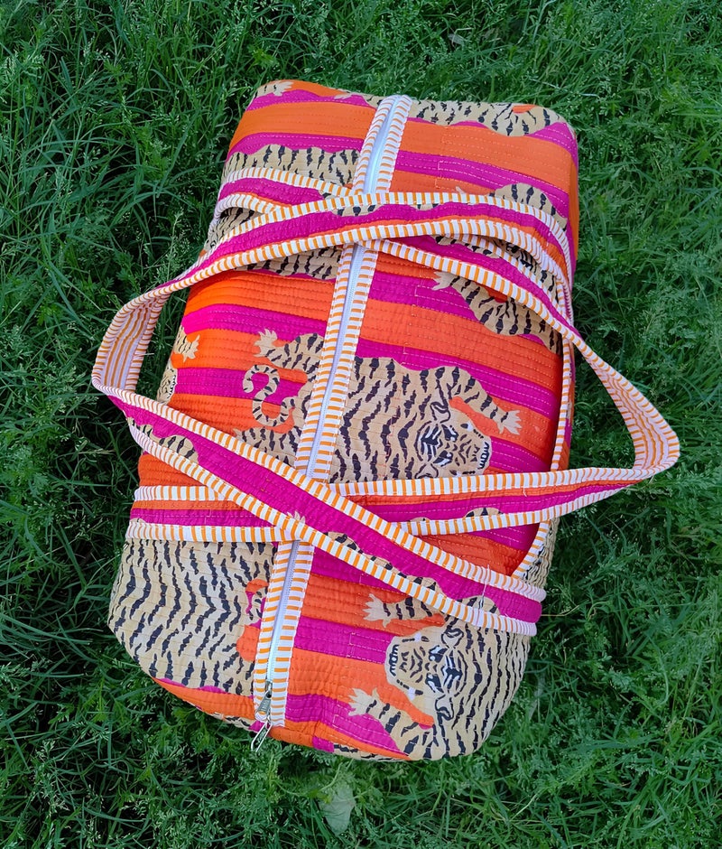 INDACORIFY Cotton Tiger Print Quilted Duffle Bags Large Size Beautiful Print Weekender Bags Handmade Shoulder Travel Overnight Trip Yoga Bag - Image 3