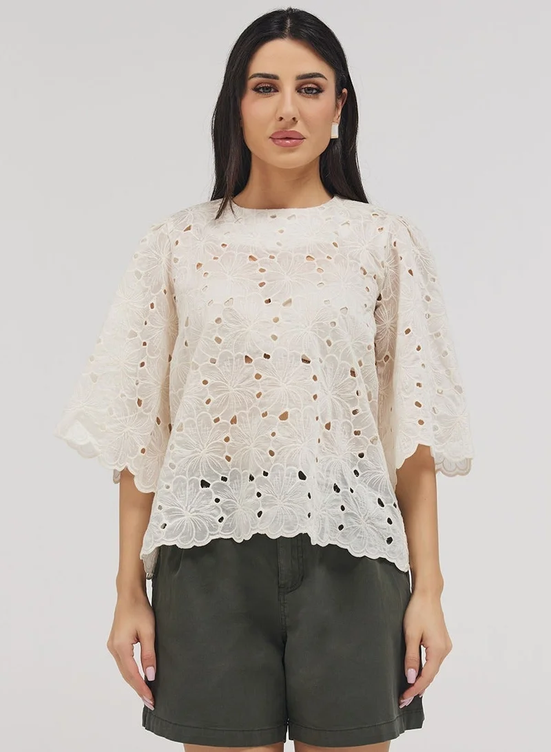 Zigzag Short Sleeve Scalloped Detailed Top