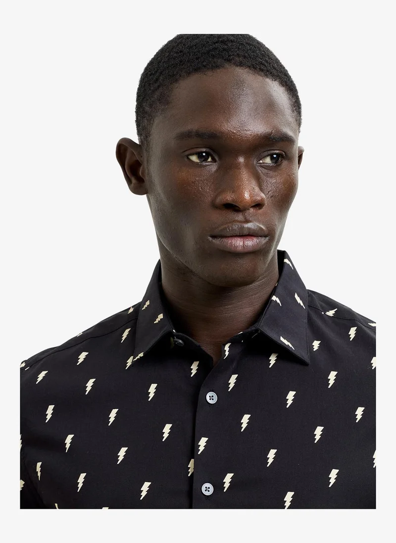 French Connection Men's Black/Bone White Ss Thunder Shirt