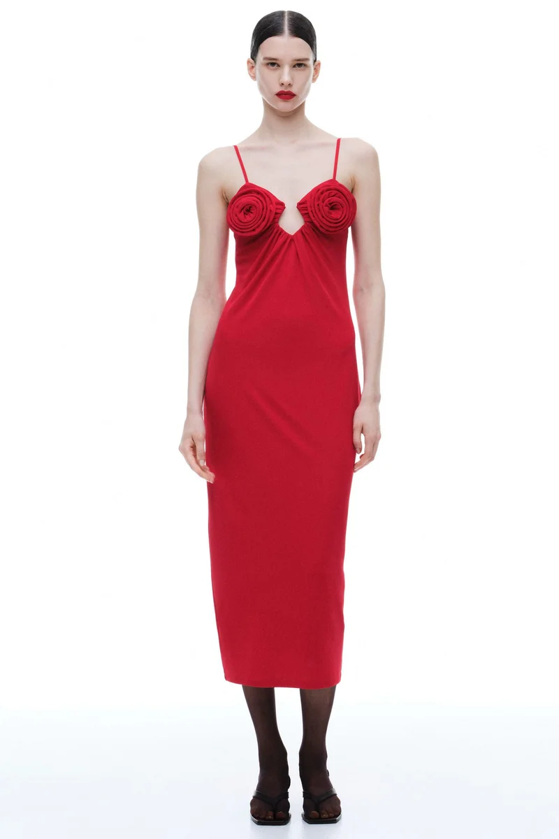 اتش اند ام فستان بشرائط مزين بالورود