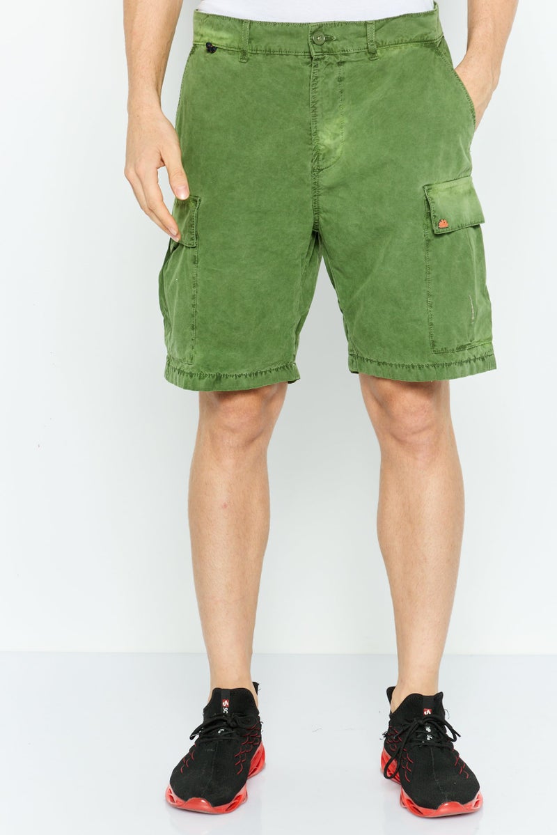 Sundek Men Brand Logo Cargo Shorts, Green - Image 1