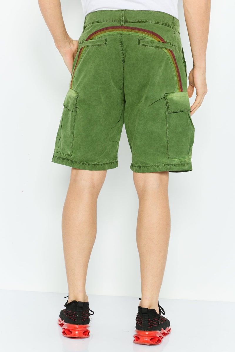Sundek Men Brand Logo Cargo Shorts, Green - Image 4