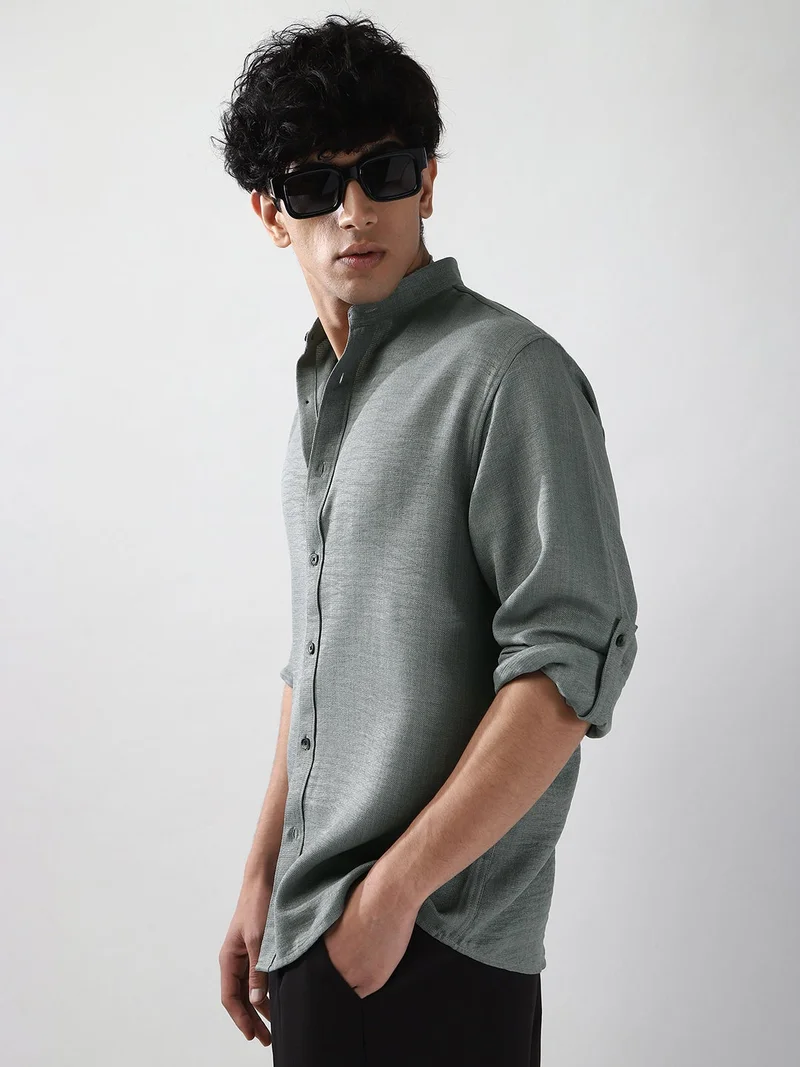 Urbano Fashion  Urbano Fashion Men's Metallic Blue Linen Blend Full Sleeve Relaxed Fit Mandarin Collar Casual Solid Shirt  | Best Price UAE