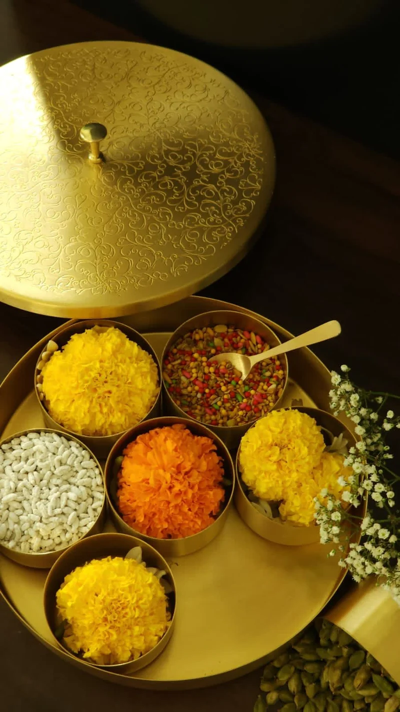Quesera  Floral-Etched' Handcrafted Brass Spice Box Set for Kitchen with Spoon,Spice Box/Brass Masala Box/Masala Dani/Masala Dabba/Spice Container  | Best Price UAE