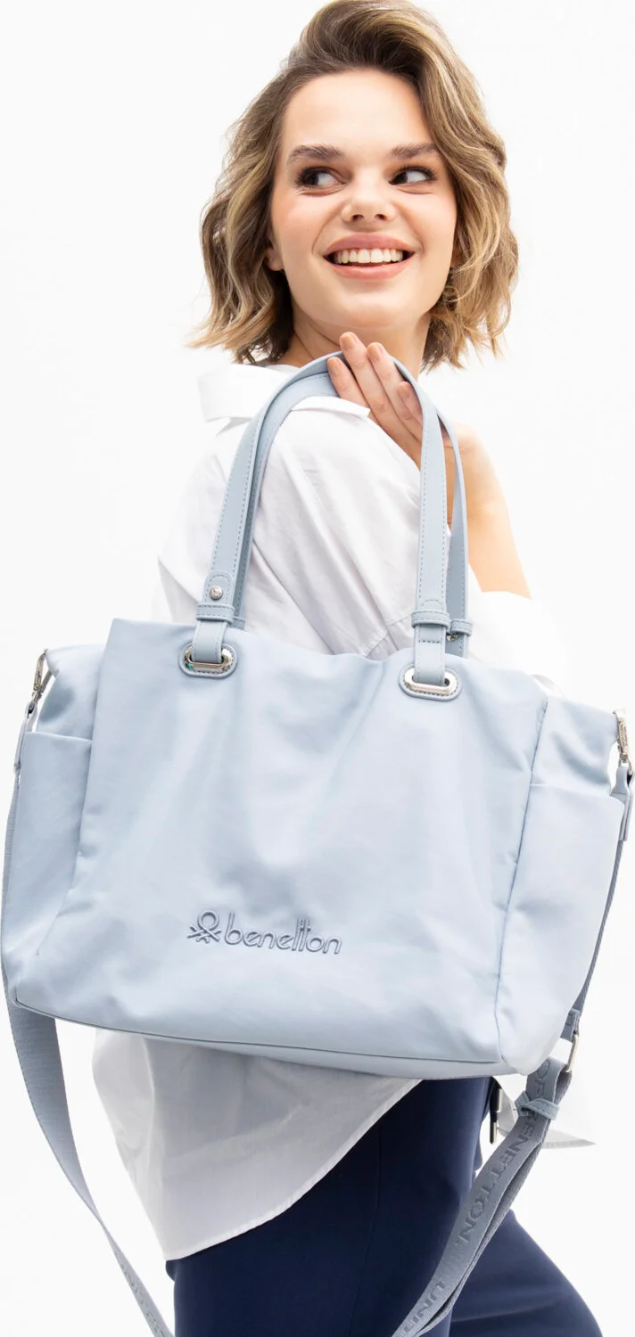 يونايتد كولورز أوف بينتيون Benetton Women's Shoulder Bag Blue BNT1172