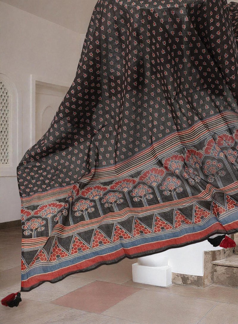 آي شين طقم كورتا نسائي أسود قطن 100% مطبوع بقصة مستقيمة  - Image 3