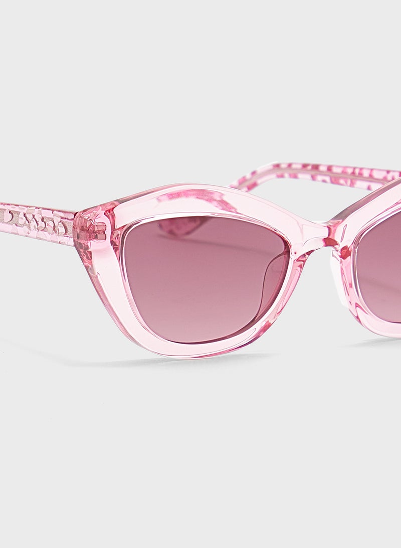 GUESS Cat Eye Sunglasses  - Image 3