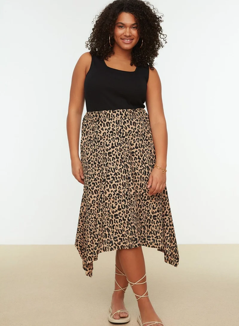 Trendyol Curve Asymmetric Printed Midi Skirt
