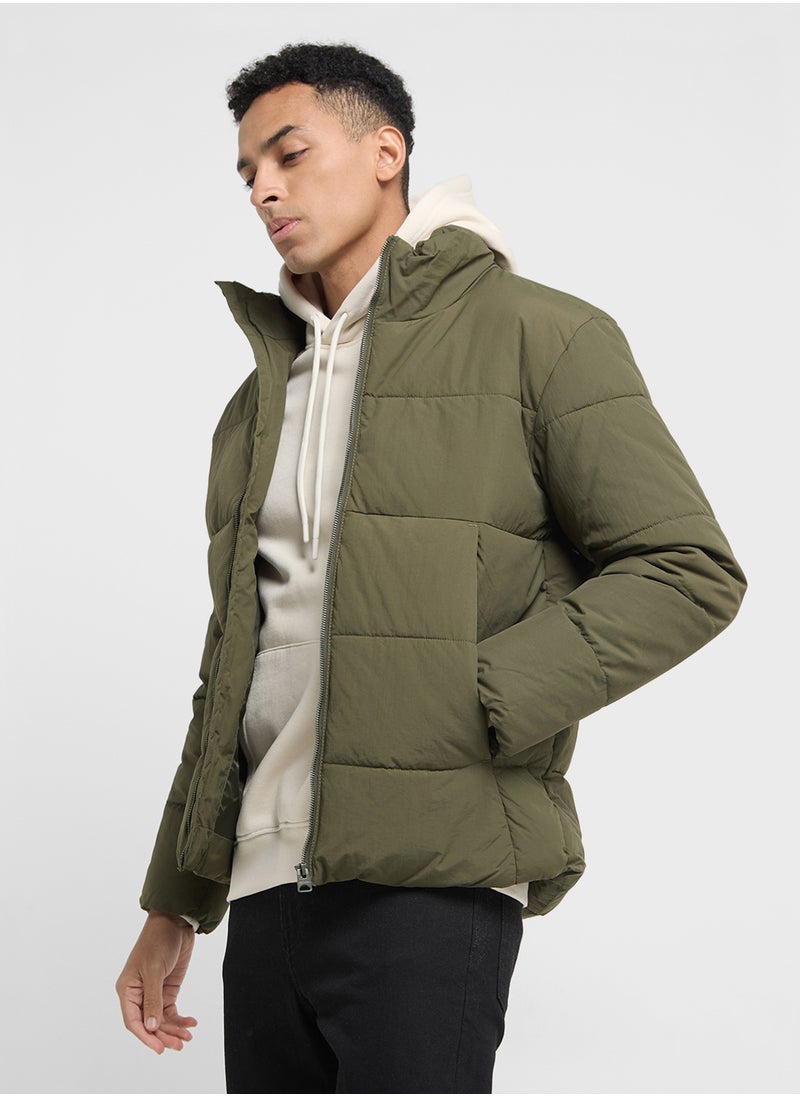 Globak Quilted High Neck Zip Through Jacket - pzsku/ZFB1FD5FF48A8B3212124Z/45/_/1733725870/a64f00fe-fc4d-429d-9142-8c2cd3767da4