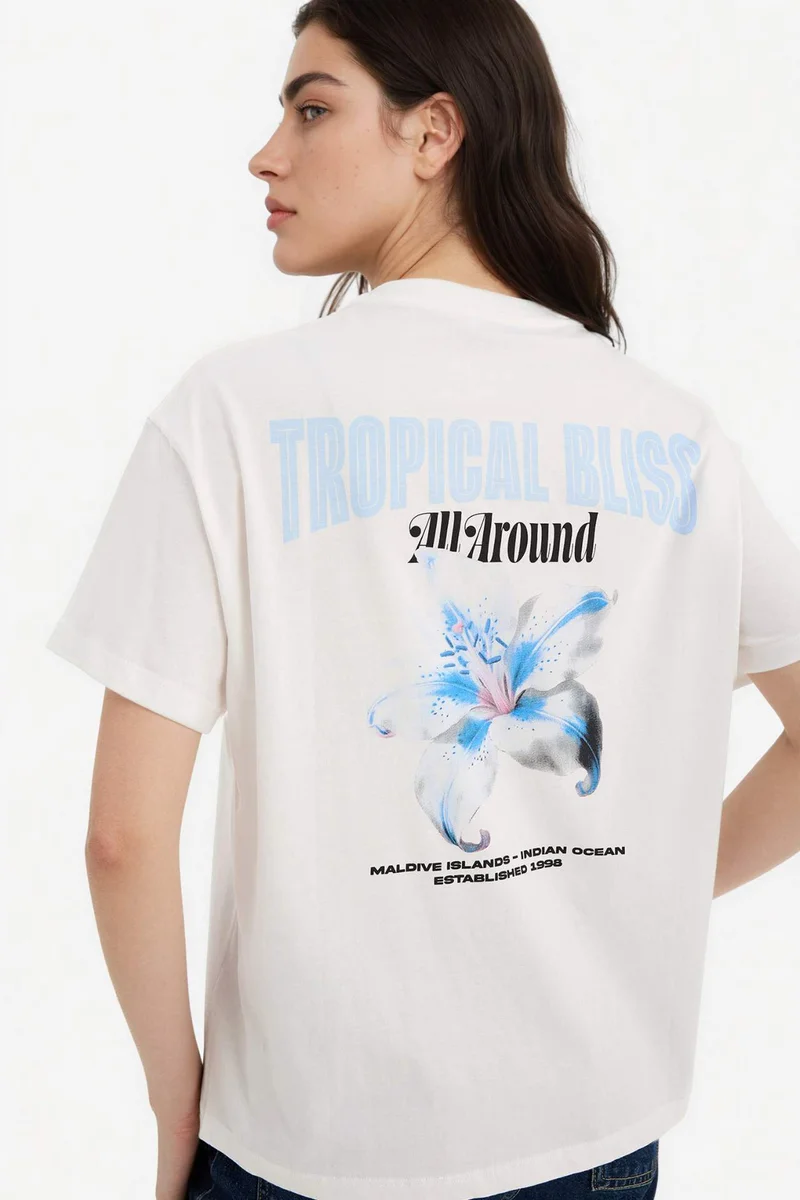 ديفاكتو Printed Crew Neck Short Sleeves Oversize T-Shirt