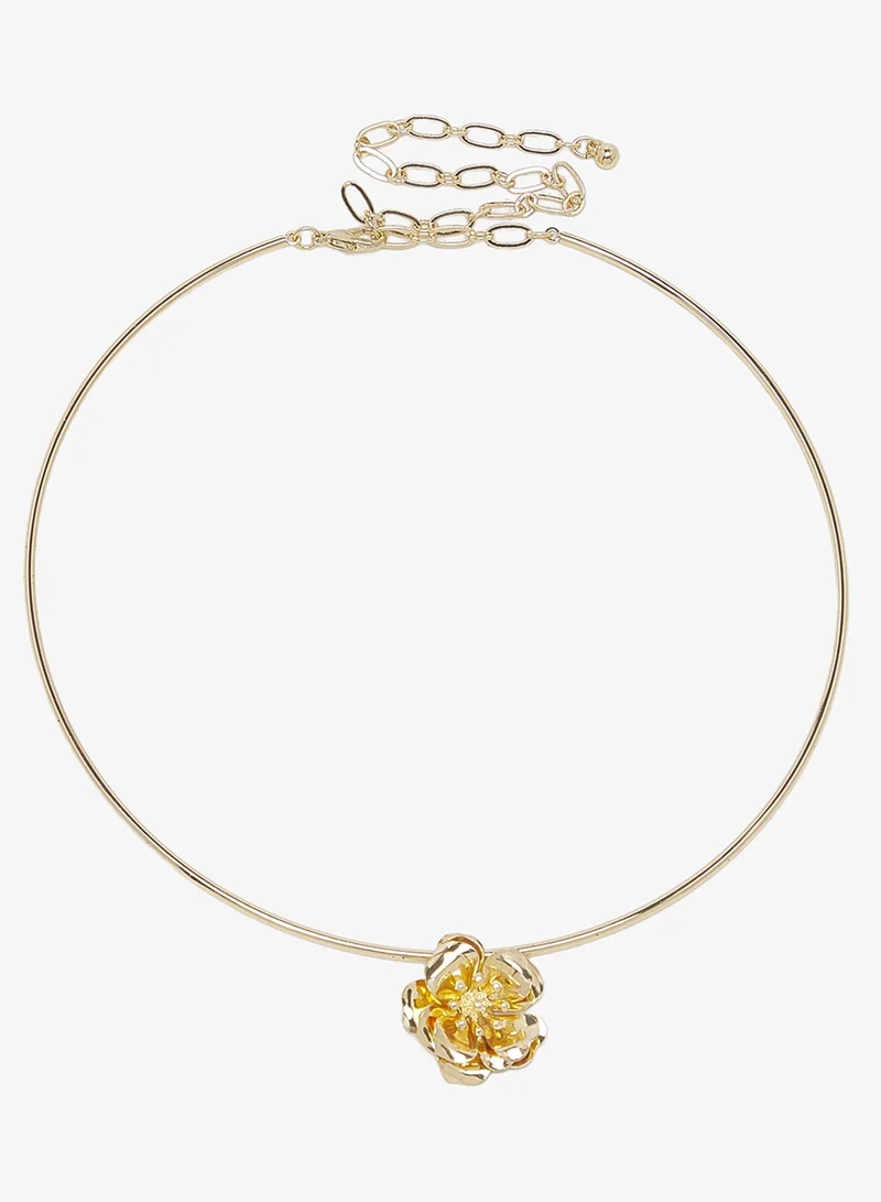Ella Gold Necklace Cuff with Flower Charm