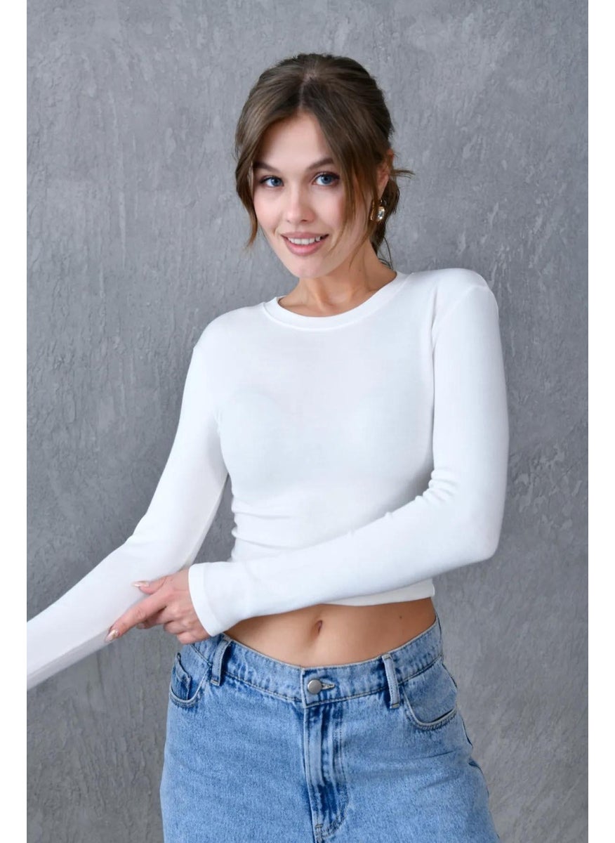Tena Women's Ecru Long Sleeve Crew Neck Basic Blouse  - Image 4