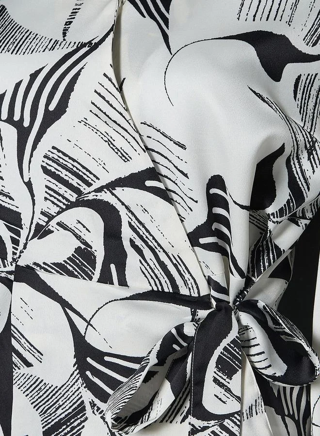 ايكونيك Iconic Relaxed Fit Printed Wrap Top