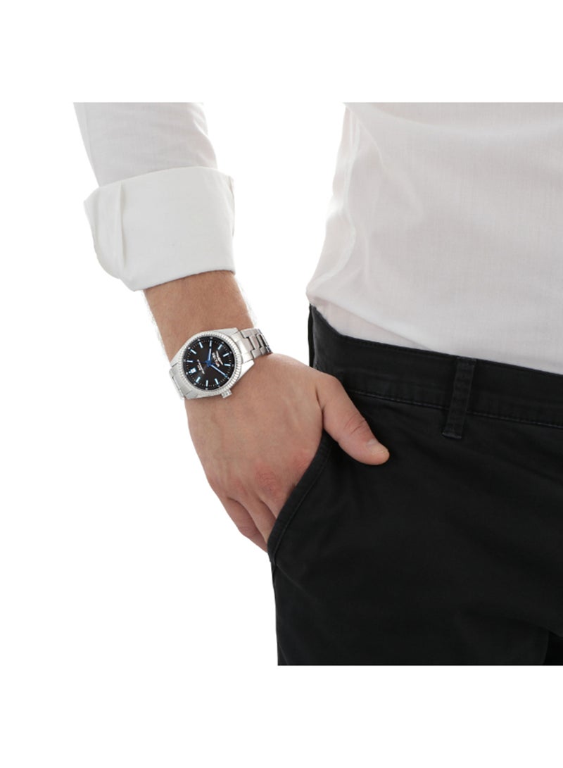 Sector 240 41MM 3H BLACK DIAL BRACELET SS CASE - Image 2