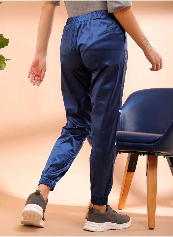 مرفوعة Women Regular Fit Solid High-Rise Joggers