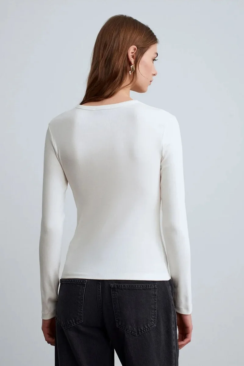 Dilvin Dusty White DILVIN Ribbed Crew Neck Button Blouse for Women | Best Price UAE