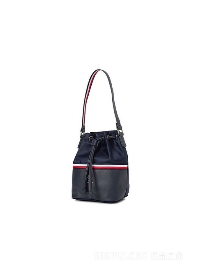 Tommy Hilfiger Plus - Tommy Hilfiger Bucket Bag - Image 1
