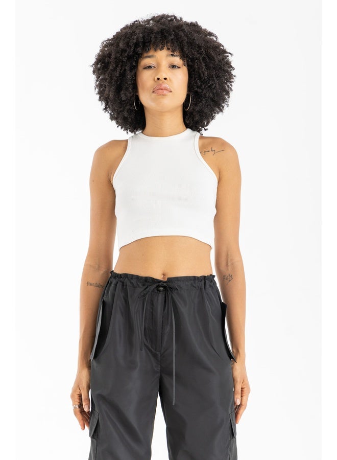 Dresscode Basic Cropped White Top - Image 4
