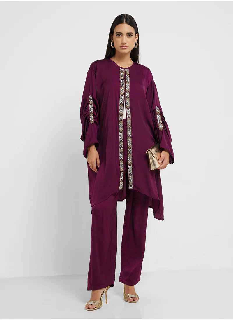 هيا كلوزيت Embroidered Sleeve Top & High Waist Pants