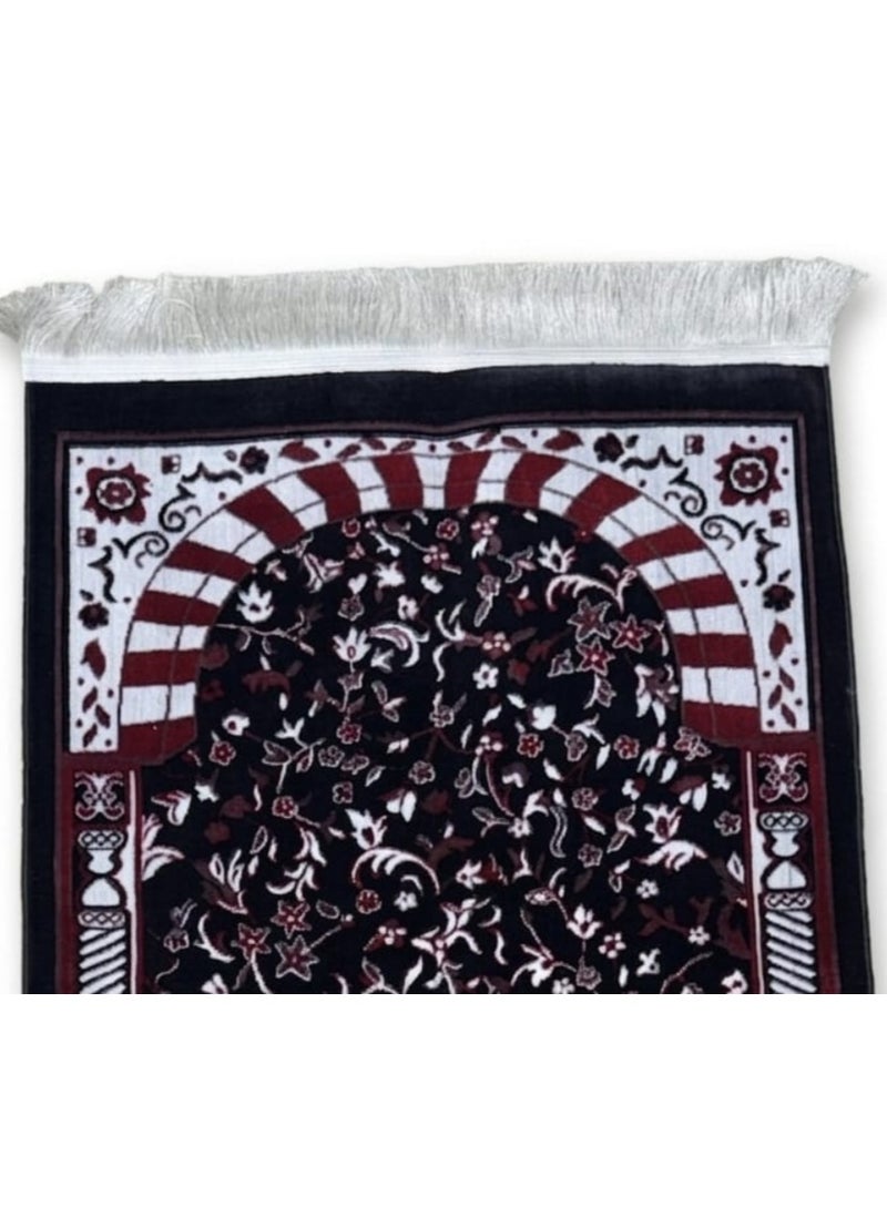 Large patterned and padded Turkish prayer rug/prayer sheet 80x120 cm - Image 2
