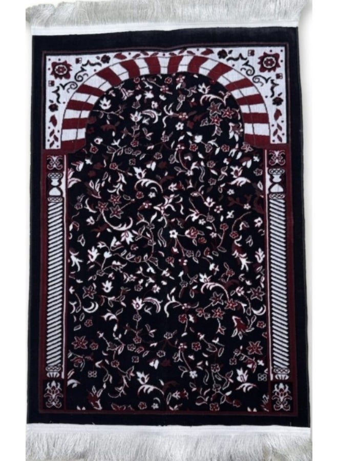 Large patterned and padded Turkish prayer rug/prayer sheet 80x120 cm - Image 1