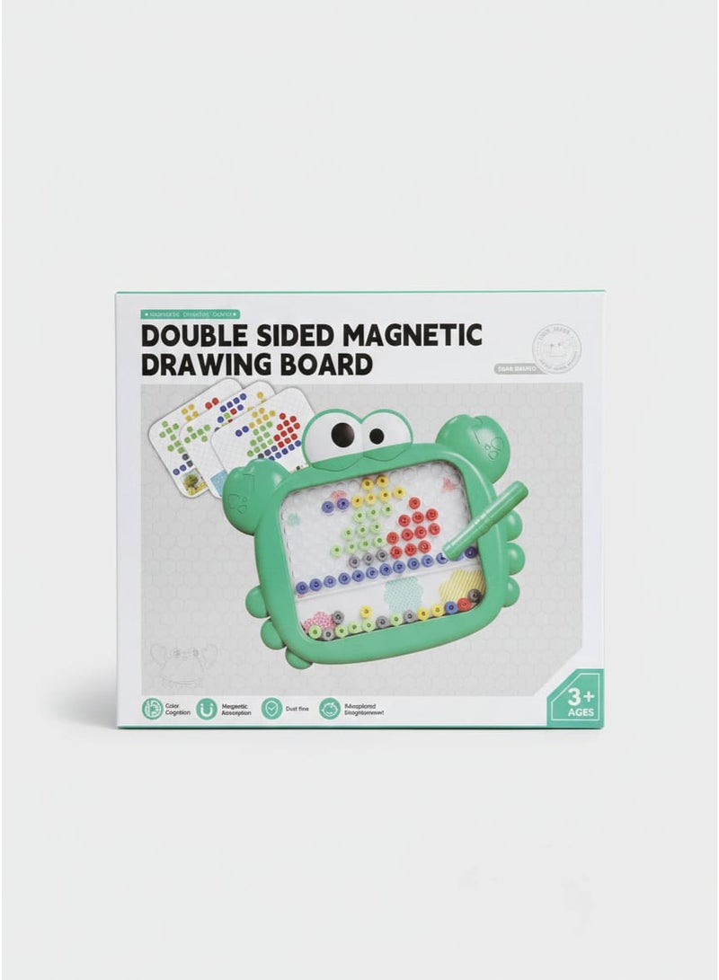 Double-sided magnetic drawing board – Green crab design A fun and engaging educational toy for children 3+. Safe – mess-free – dust-free. Attractive design that captures a child's attention at first glance. An ideal choice as a fun educational gift!