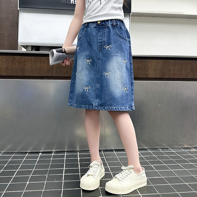 Girls' 2025 Arrival Bow Embroidered All-Match Skirt Korean Style Loose Denim Trendy Skirt For Large Children - Image 1