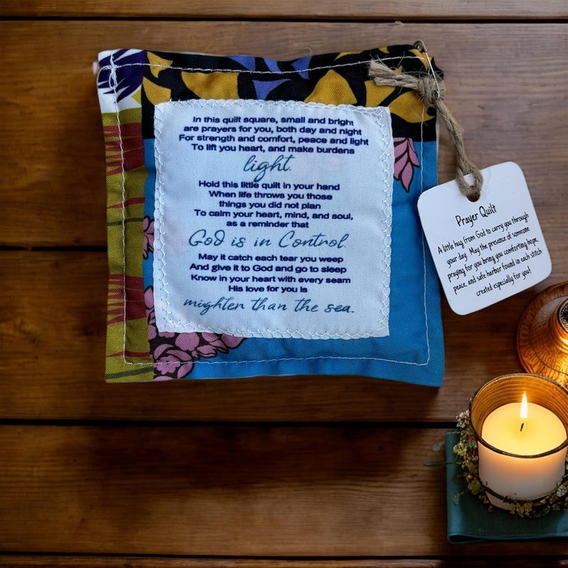 hom&us 1PC Prayer Quilt with Cross Inside, 4x4 Inches Mini Pocket Size, Inspirational Religious Gift - Image 1