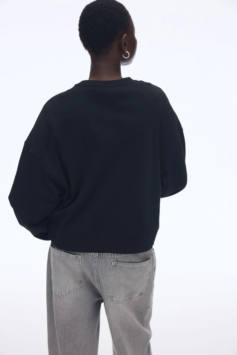 اتش اند ام سويت شيرت