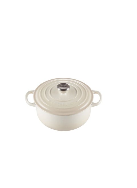 Le Creuset Signature Meringue Cast Iron 24cm Round Casserole