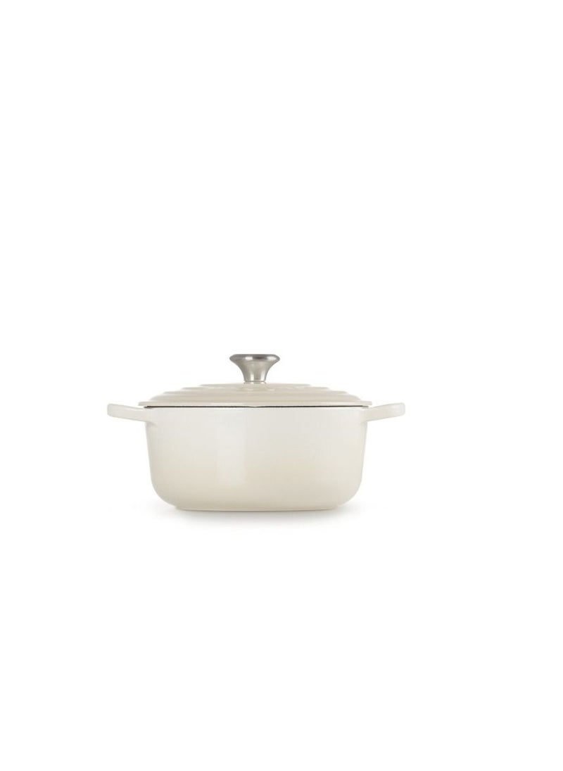 Le Creuset Signature Meringue Cast Iron 24cm Round Casserole