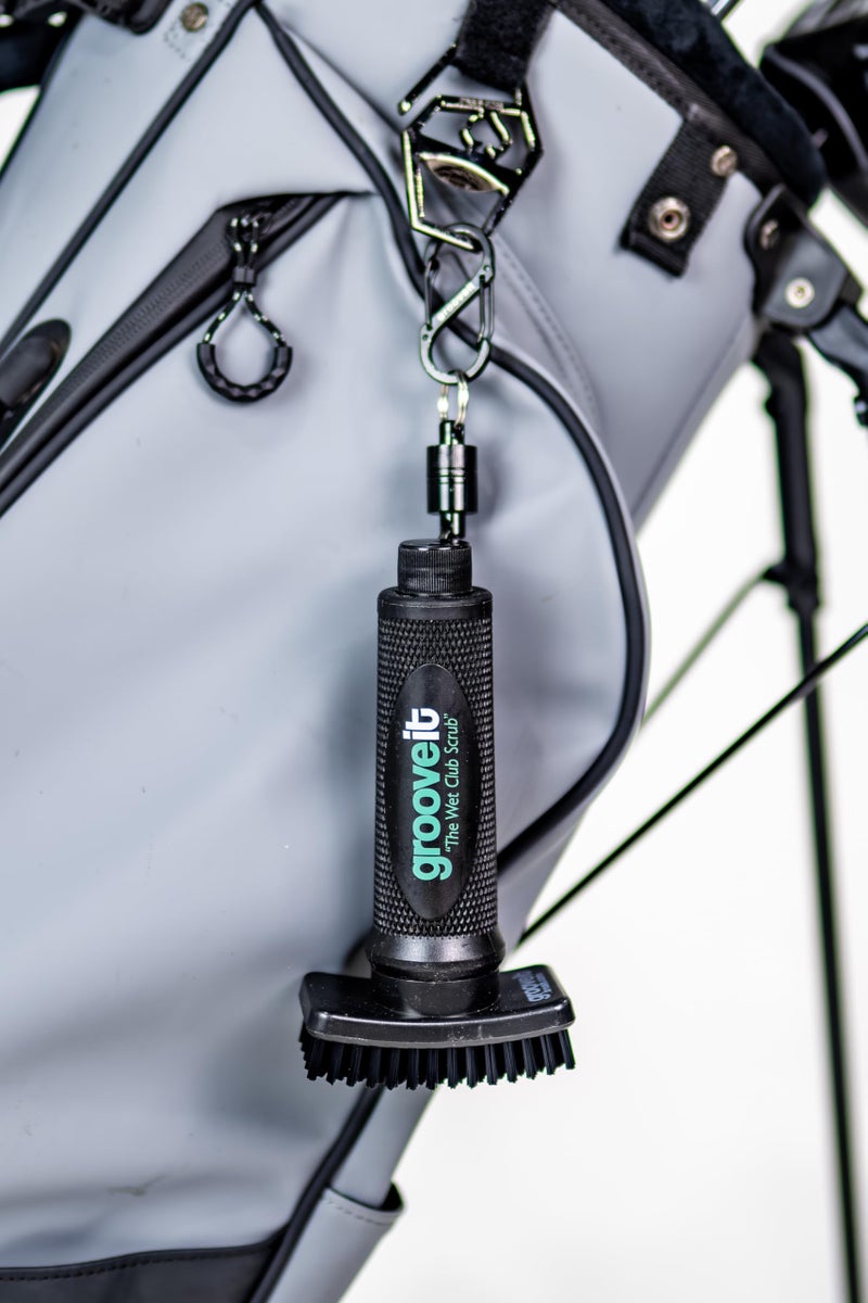 Grooveit The Wet Club Scrub Golf Water Brush - 3 Year Warranty - Anti-Leak Design - Magnetic Brush with Nylon-Bristle Head - Patented Pump for Easy Cleaning - Wide Cleaning Coverage - Long Lasting - Image 2