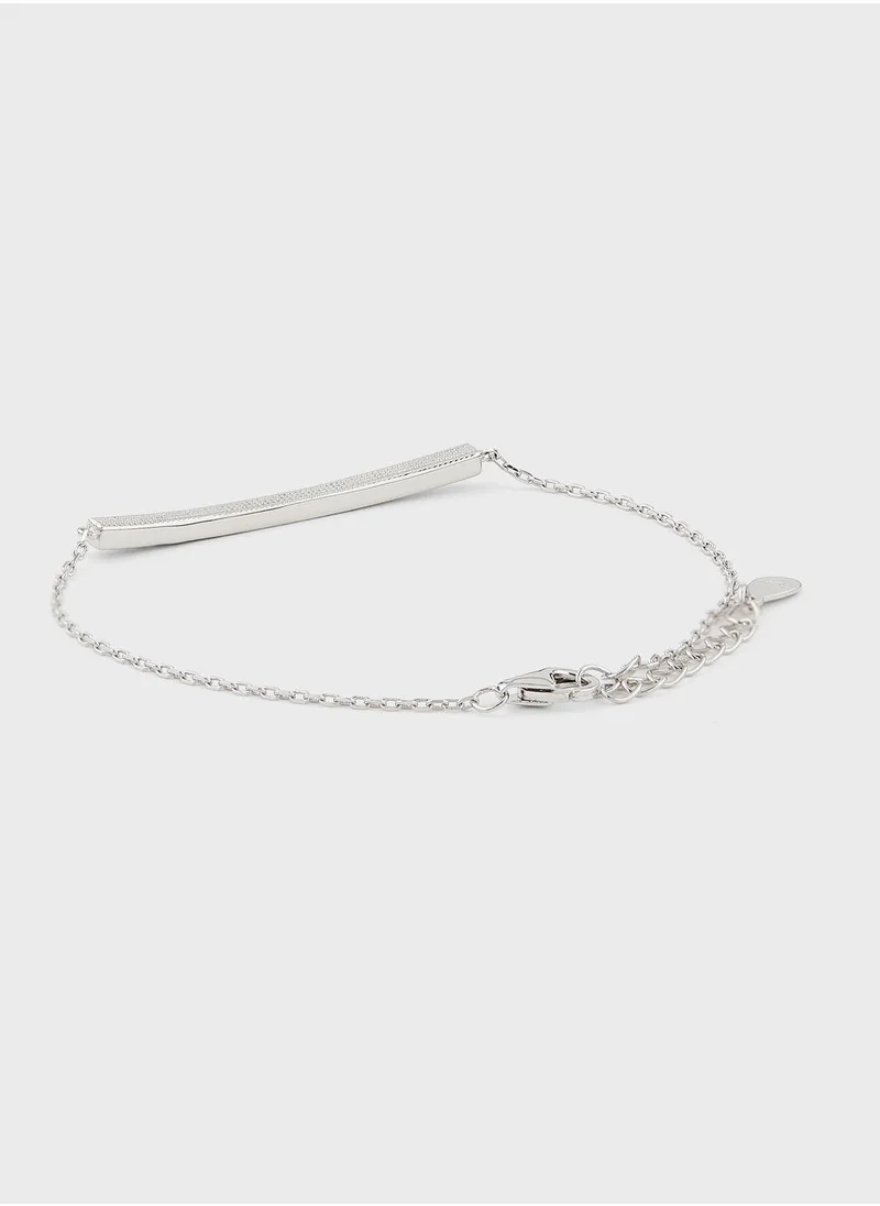 MOMNT Bar Hand Chain Bracelet