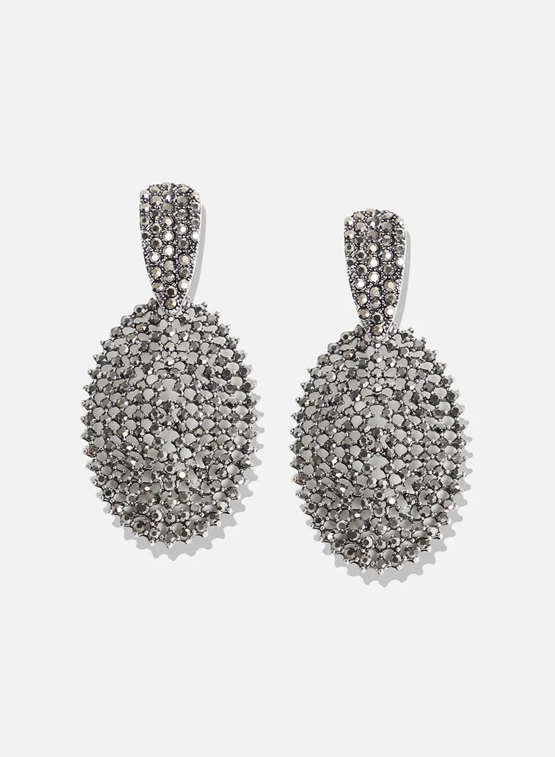 SOHI Intricate Oval Artificial Drop Earring Jewellery