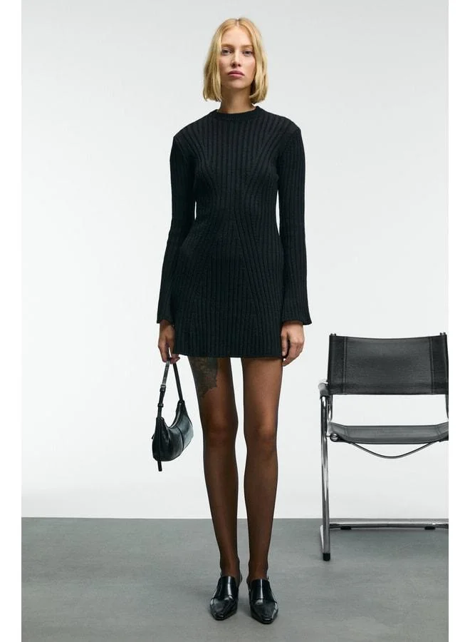 Ethiquet  ENCANTO Women's Round Neck Striped Slim Fit Black Dress. for Women | Best Price UAE